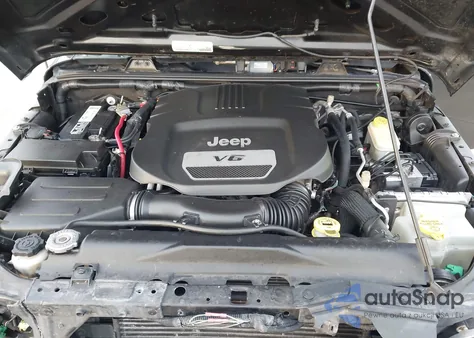 2016 Jeep Wrangler Unlimited Sport z USA, uszkodzony, nr VIN 1C4BJWDG6GL132642